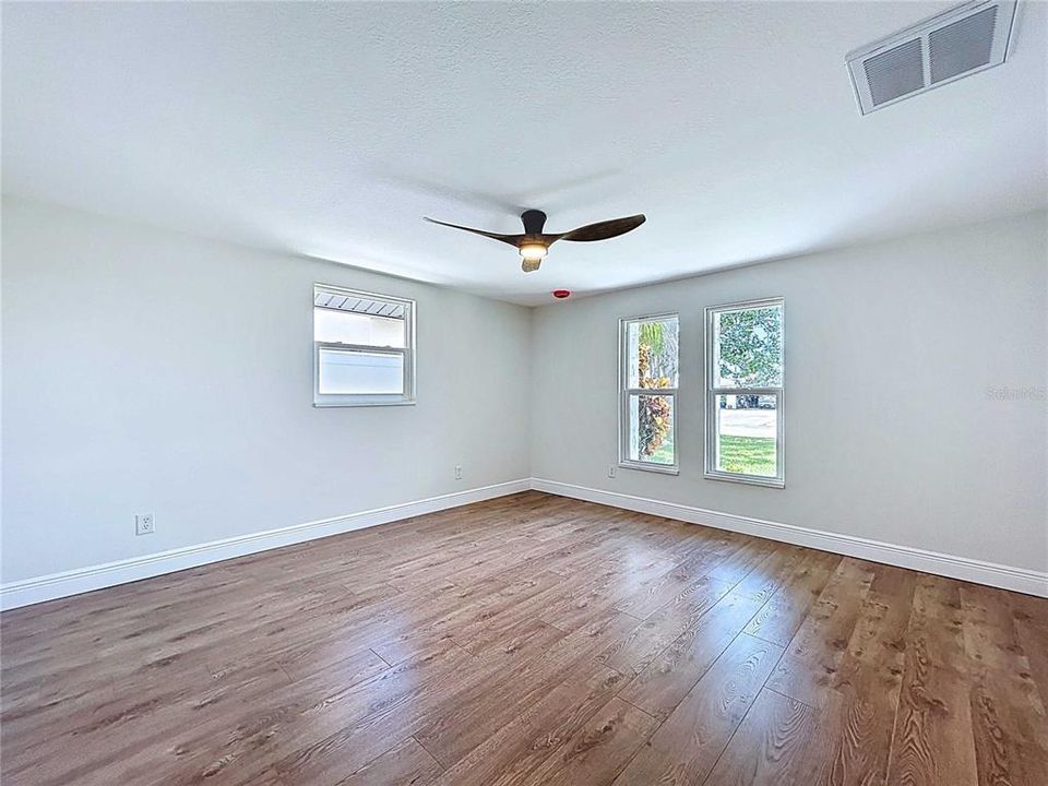 For Rent: $3,800 (4 beds, 3 baths, 2408 Square Feet)