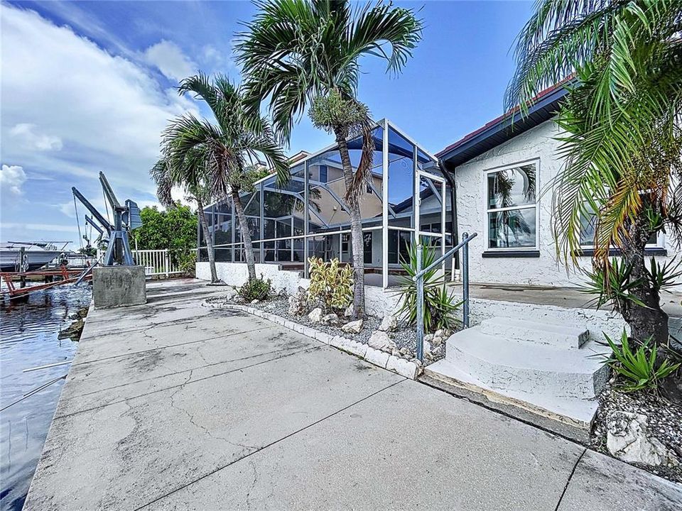 For Rent: $3,800 (4 beds, 3 baths, 2408 Square Feet)