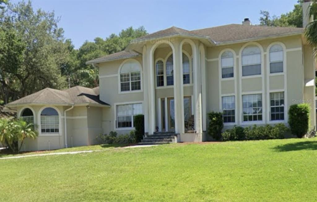 Recently Sold: $650,000 (4 beds, 5 baths, 3885 Square Feet)