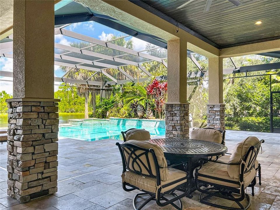 For Sale: $3,290,000 (5 beds, 6 baths, 5161 Square Feet)