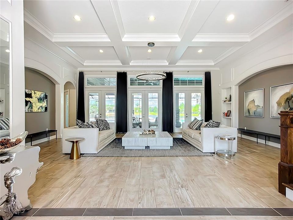 For Sale: $3,290,000 (5 beds, 6 baths, 5161 Square Feet)