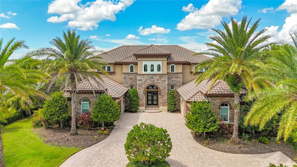 For Sale: $3,290,000 (5 beds, 6 baths, 5161 Square Feet)