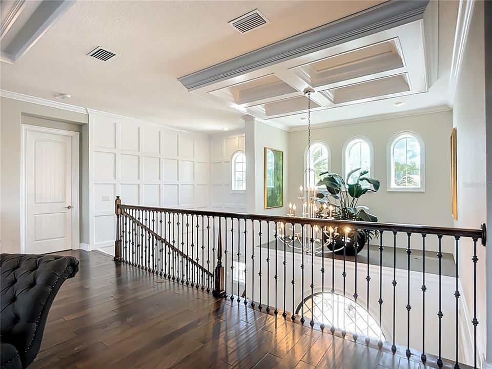 For Sale: $3,290,000 (5 beds, 6 baths, 5161 Square Feet)