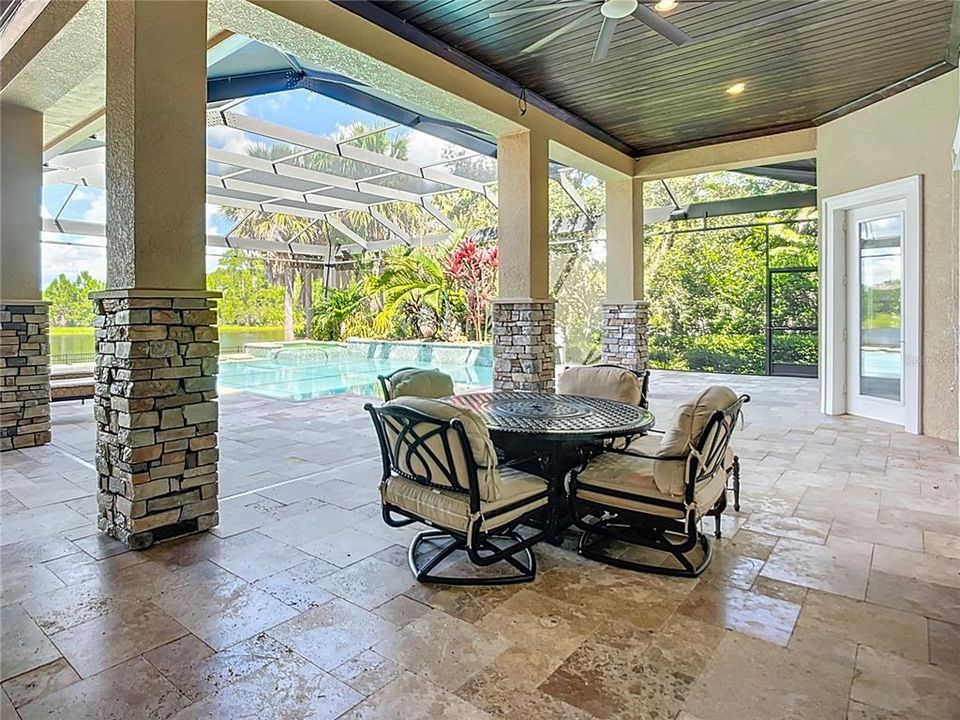 For Sale: $3,290,000 (5 beds, 6 baths, 5161 Square Feet)