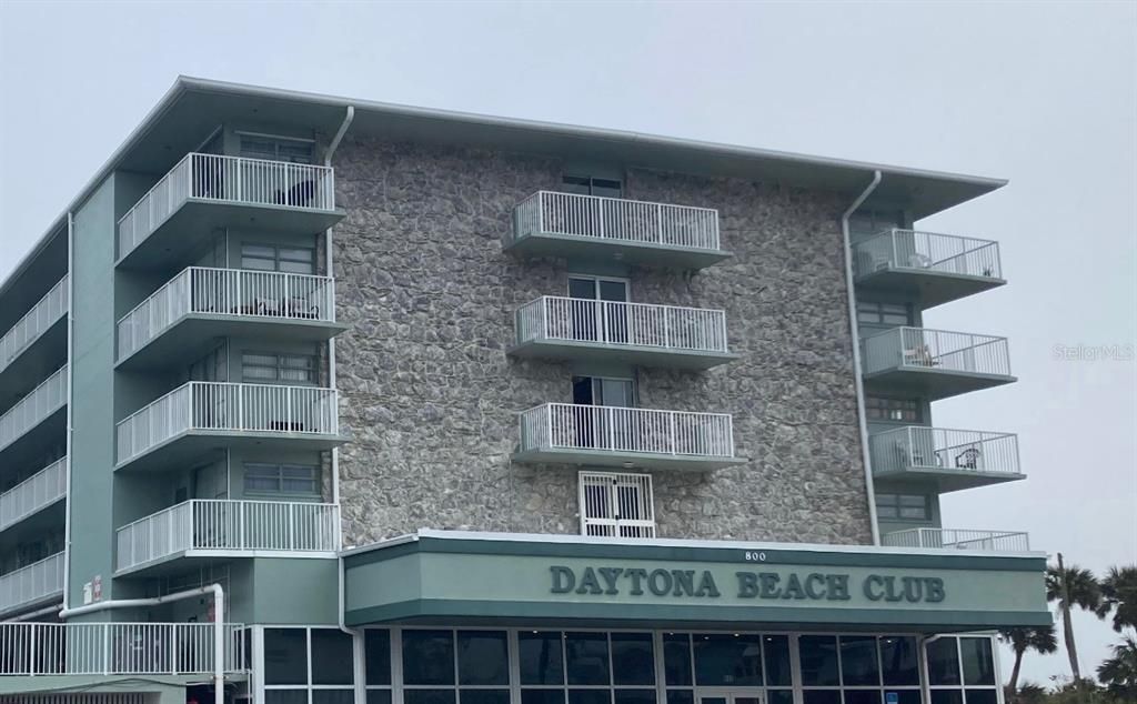 For Rent: $1,700 (1 beds, 1 baths, 530 Square Feet)