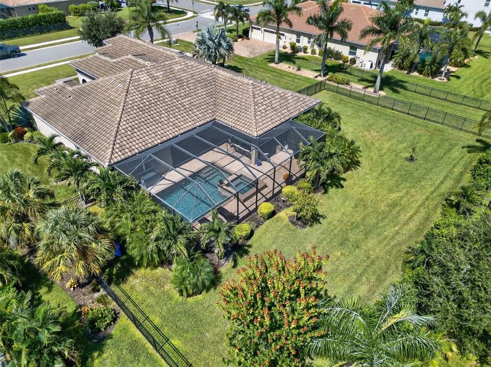 合同活跃: $944,900 (4 贝兹, 4 浴室, 3135 平方英尺)