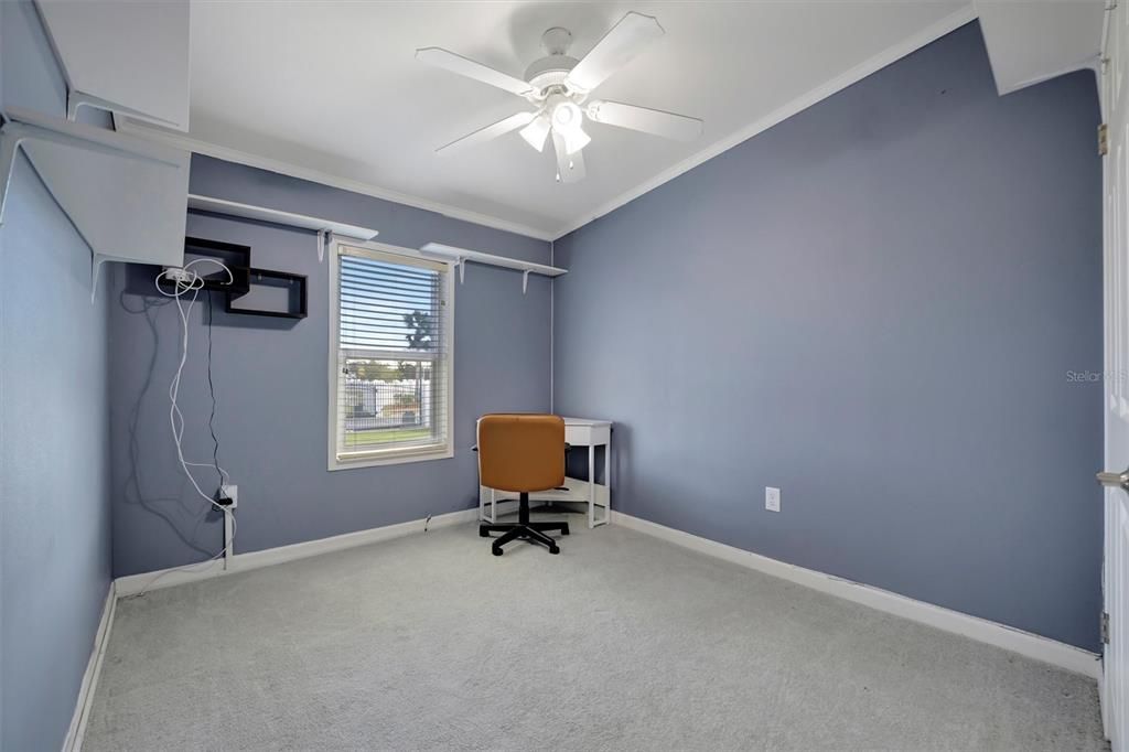 Active With Contract: $199,900 (3 beds, 2 baths, 1421 Square Feet)