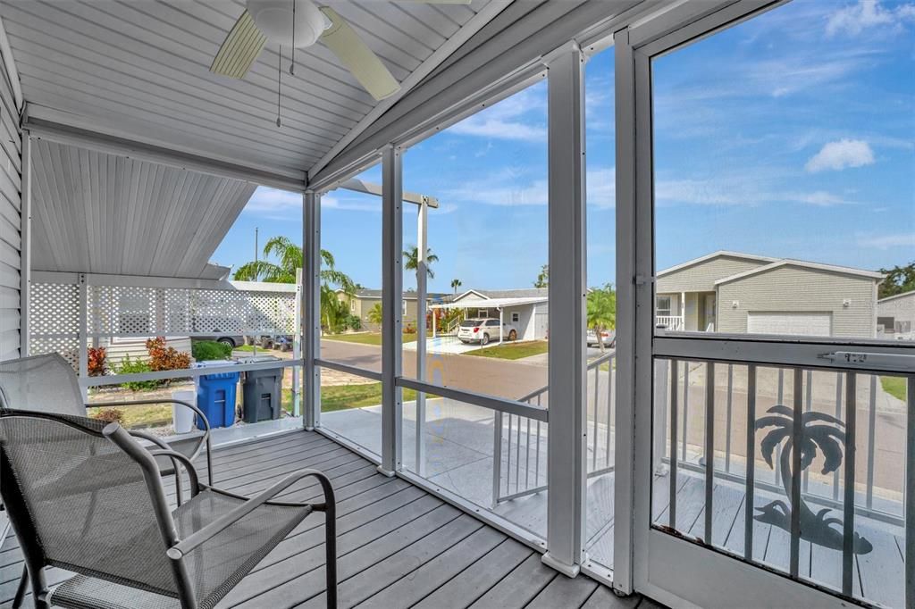 Active With Contract: $199,900 (3 beds, 2 baths, 1421 Square Feet)