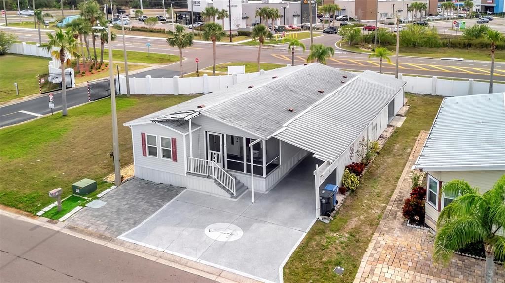 Active With Contract: $199,900 (3 beds, 2 baths, 1421 Square Feet)