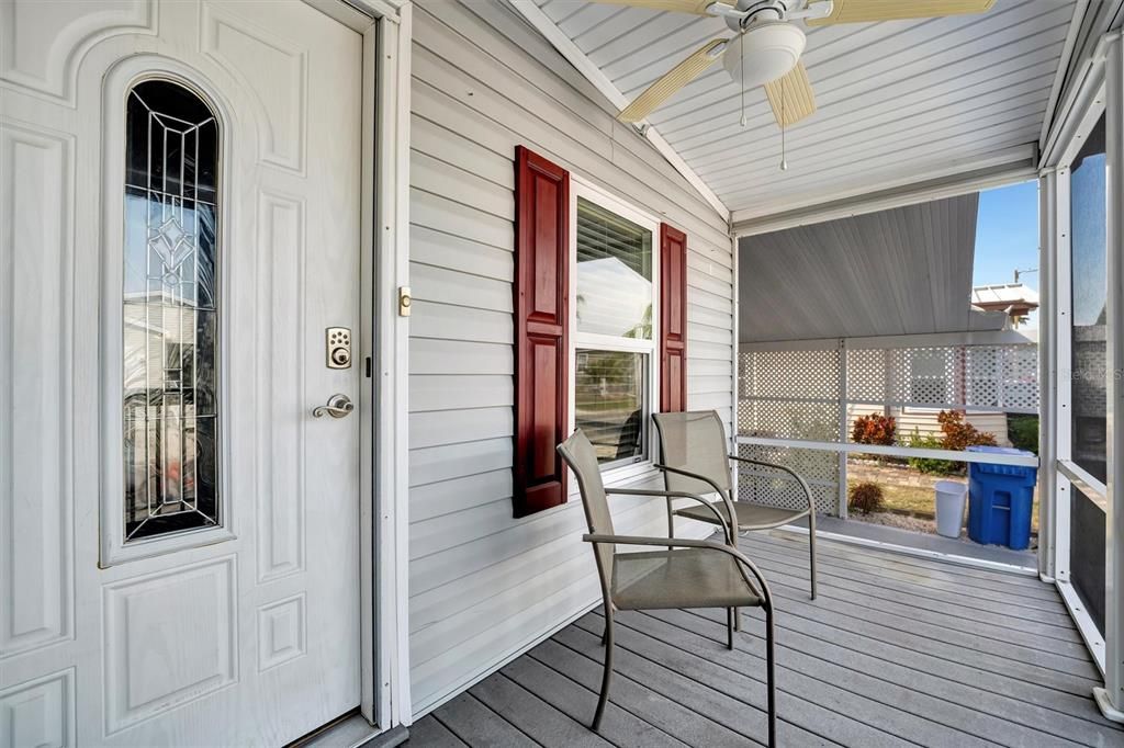 Active With Contract: $199,900 (3 beds, 2 baths, 1421 Square Feet)