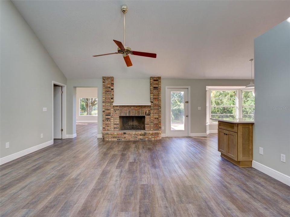 For Sale: $769,000 (3 beds, 2 baths, 2207 Square Feet)