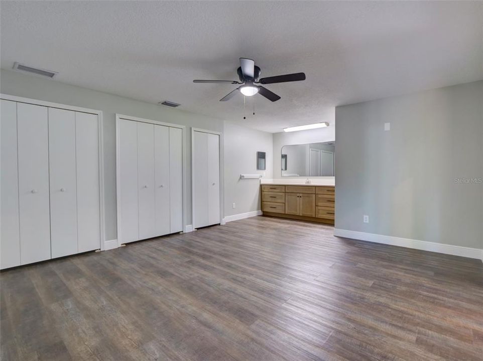 For Sale: $769,000 (3 beds, 2 baths, 2207 Square Feet)