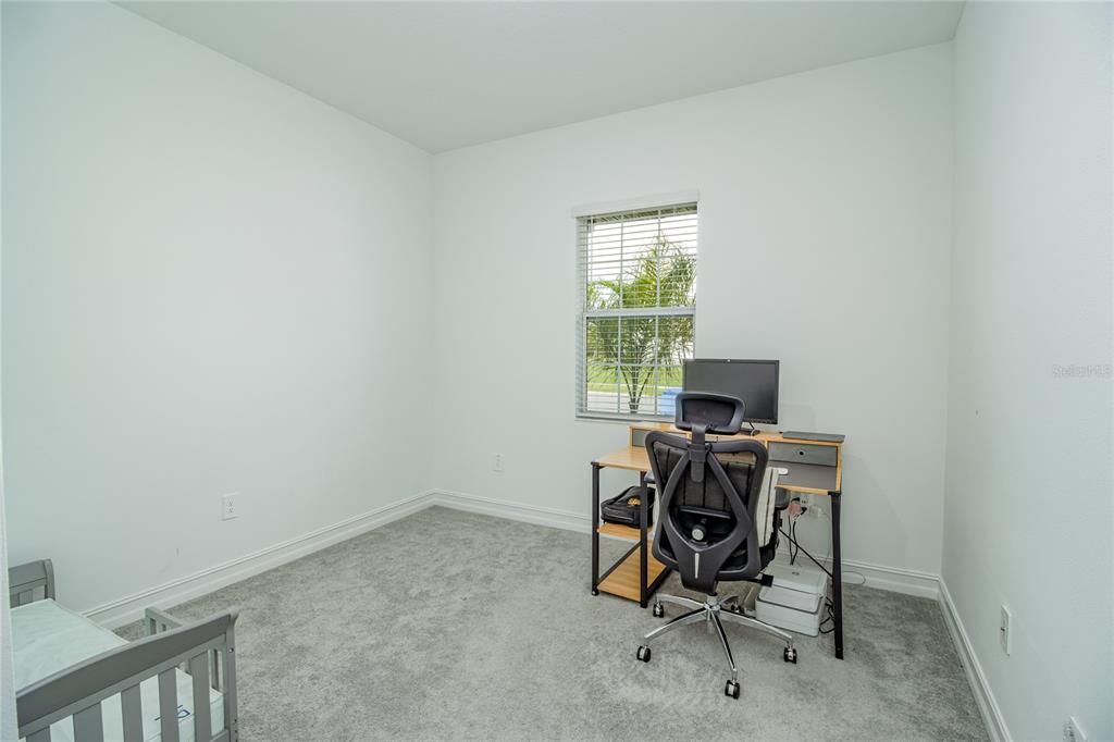 For Sale: $550,000 (4 beds, 3 baths, 2632 Square Feet)