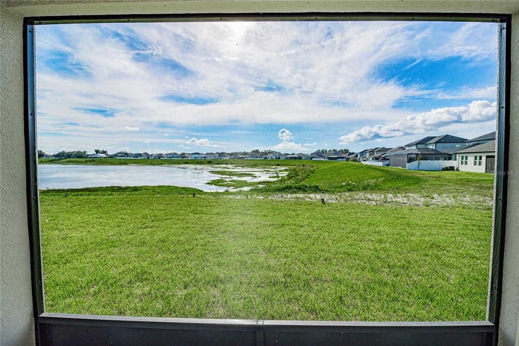 For Sale: $550,000 (4 beds, 3 baths, 2632 Square Feet)