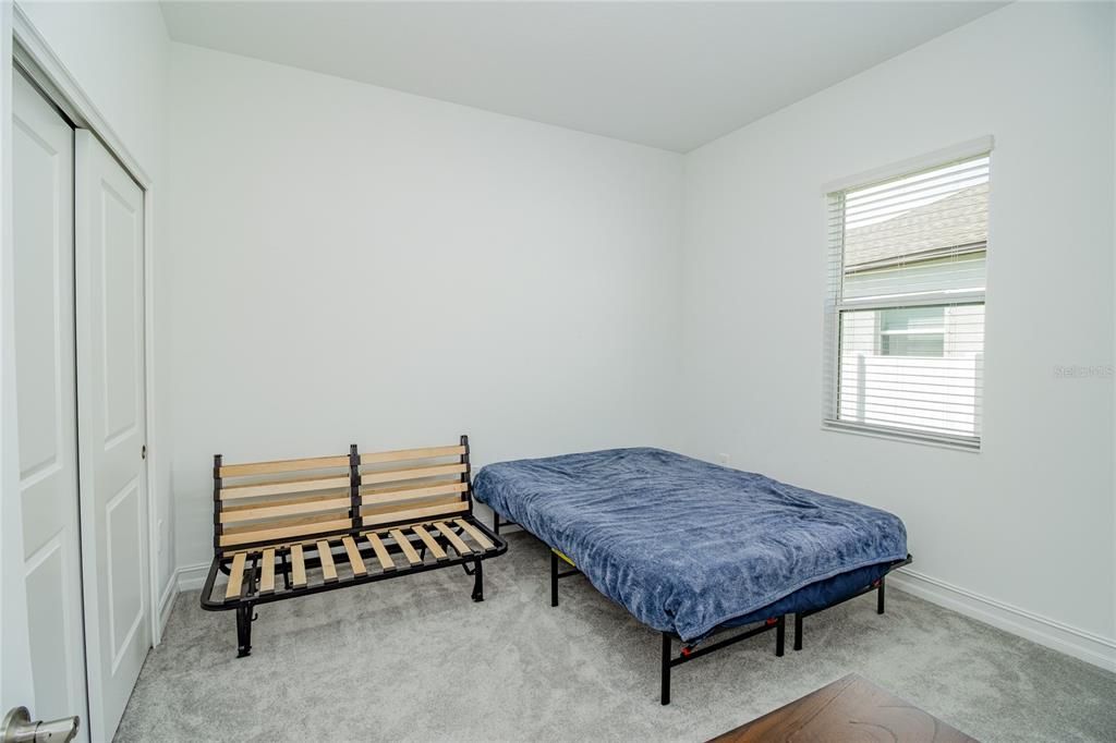 For Sale: $550,000 (4 beds, 3 baths, 2632 Square Feet)