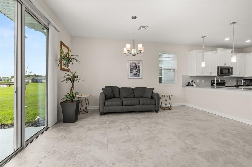 For Sale: $374,900 (3 beds, 2 baths, 1797 Square Feet)