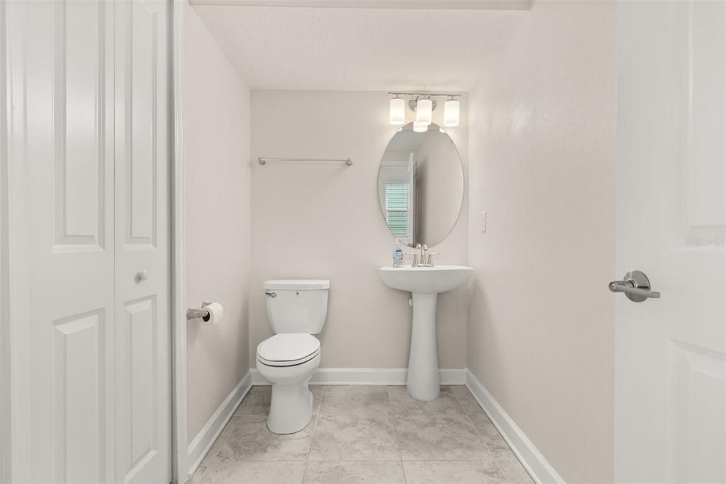 For Sale: $374,900 (3 beds, 2 baths, 1797 Square Feet)