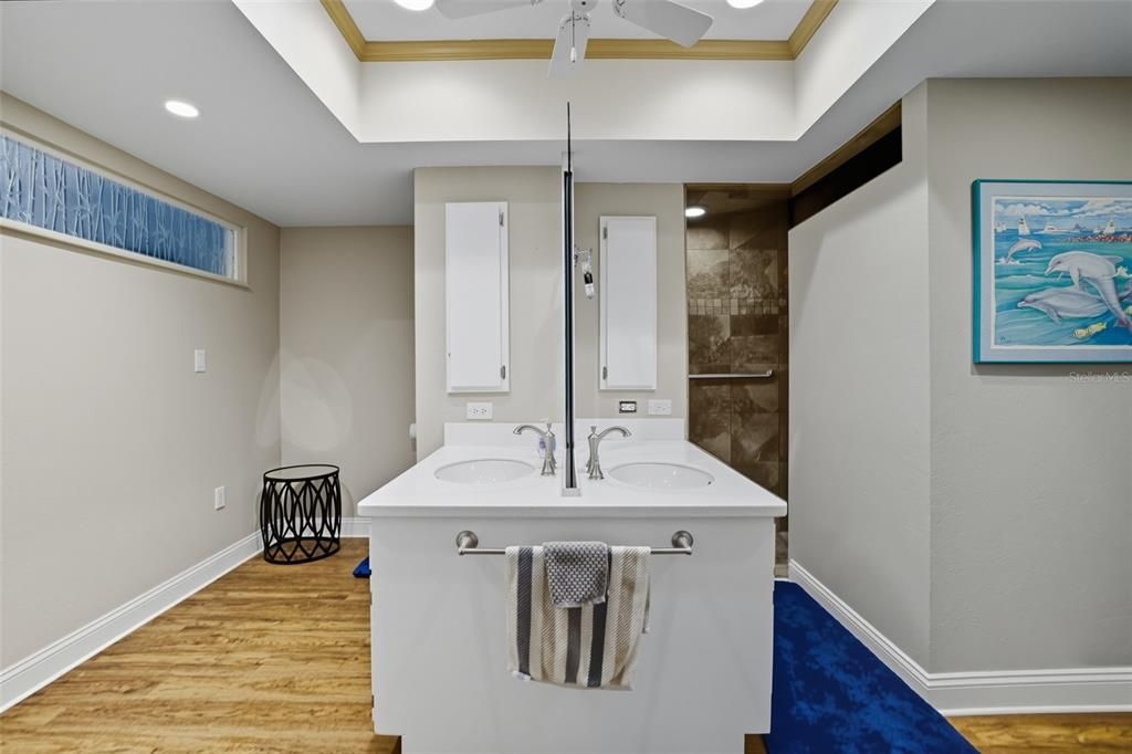 На продажу: $469,000 (3 спален, 2 ванн, 2069 Квадратных фут)