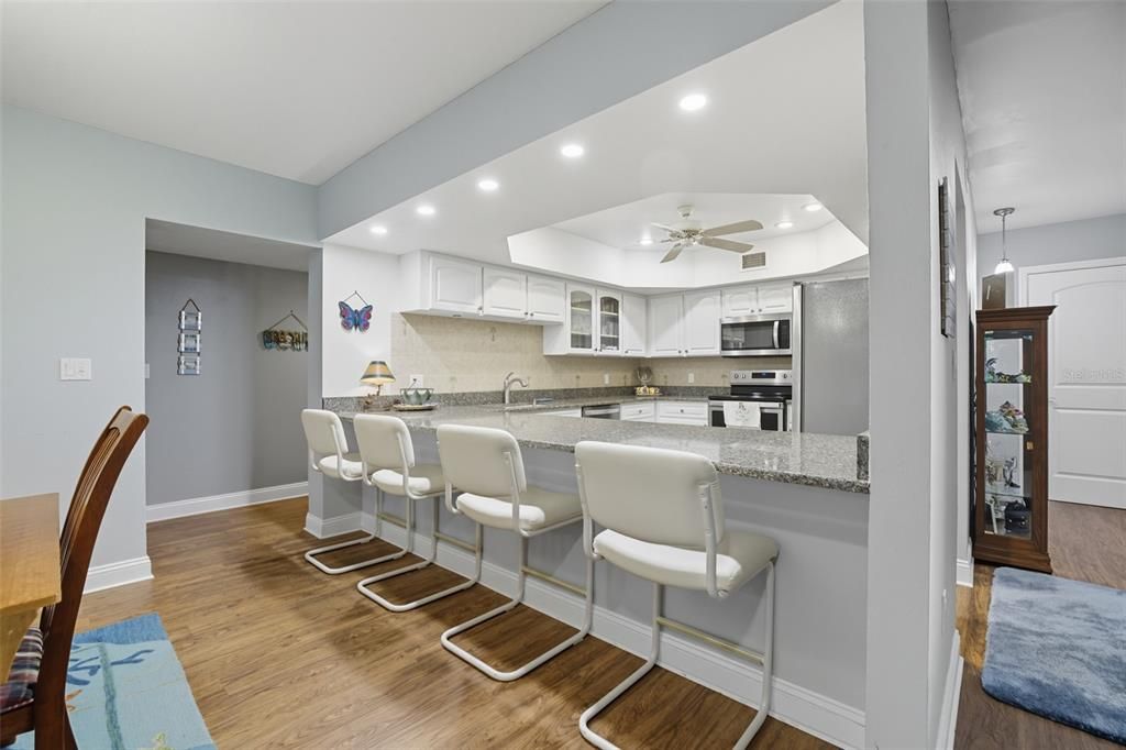 На продажу: $469,000 (3 спален, 2 ванн, 2069 Квадратных фут)