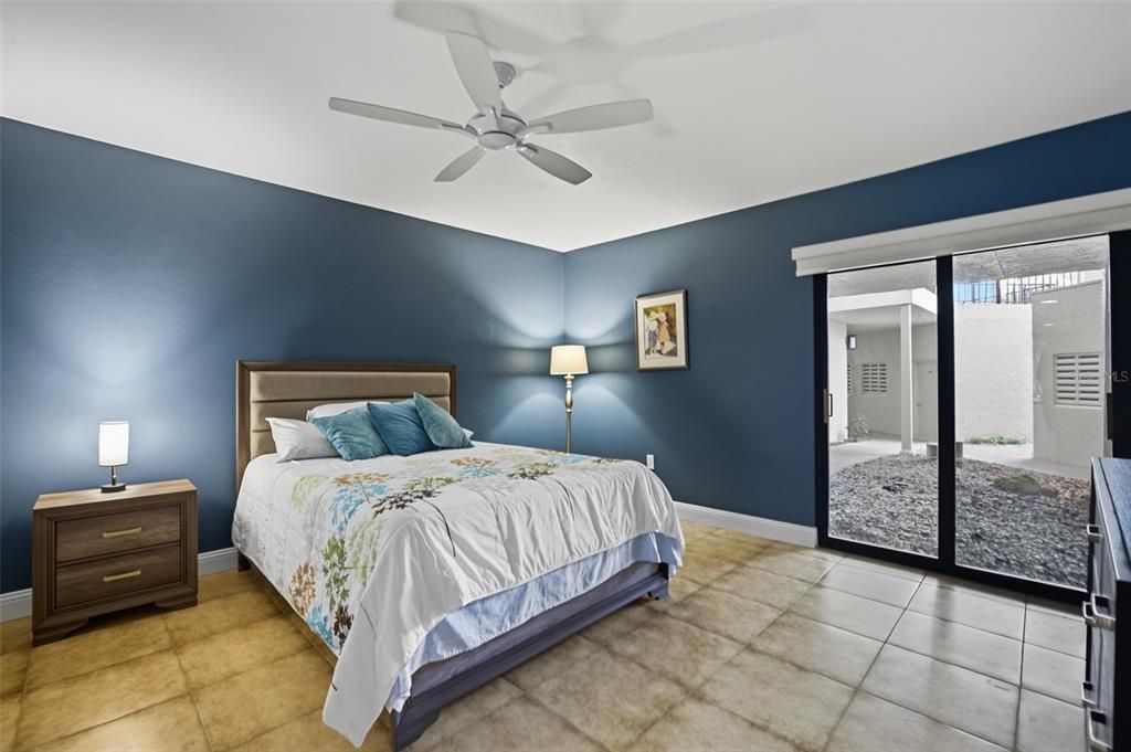 На продажу: $469,000 (3 спален, 2 ванн, 2069 Квадратных фут)