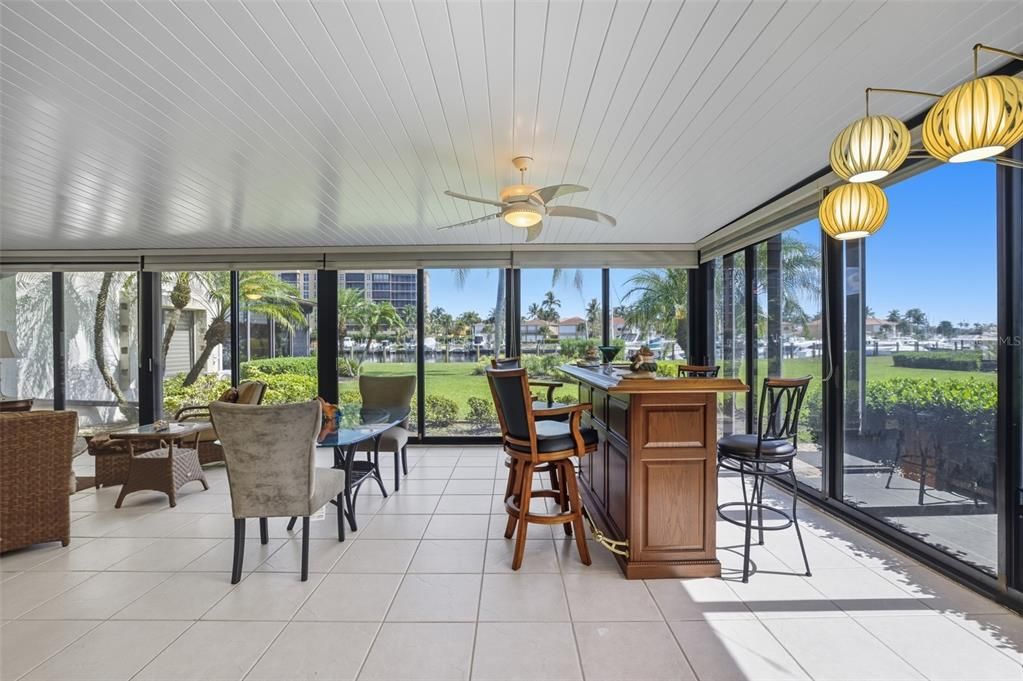 На продажу: $469,000 (3 спален, 2 ванн, 2069 Квадратных фут)