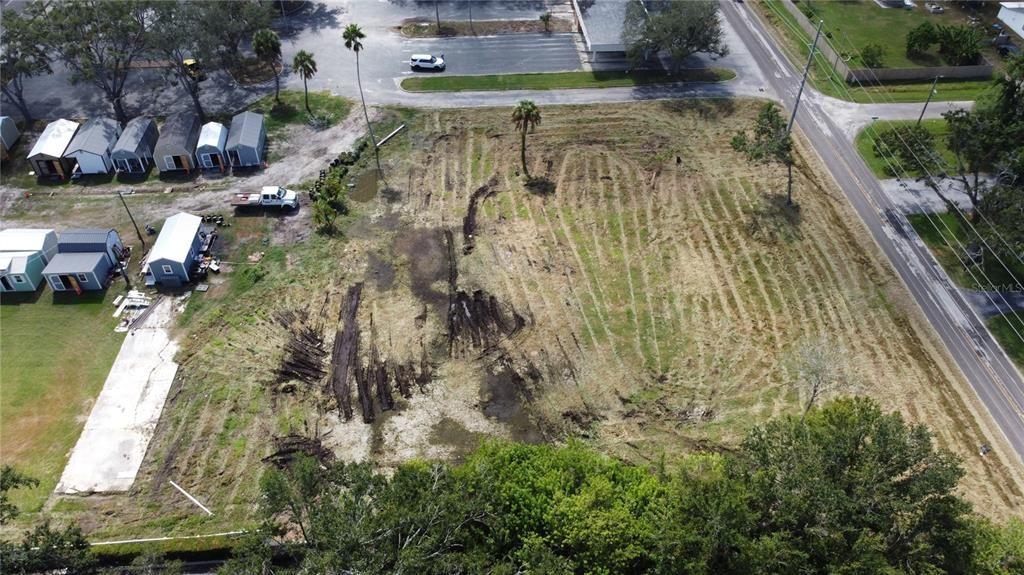 En Venta: $1,350,000 (1.30 acres)