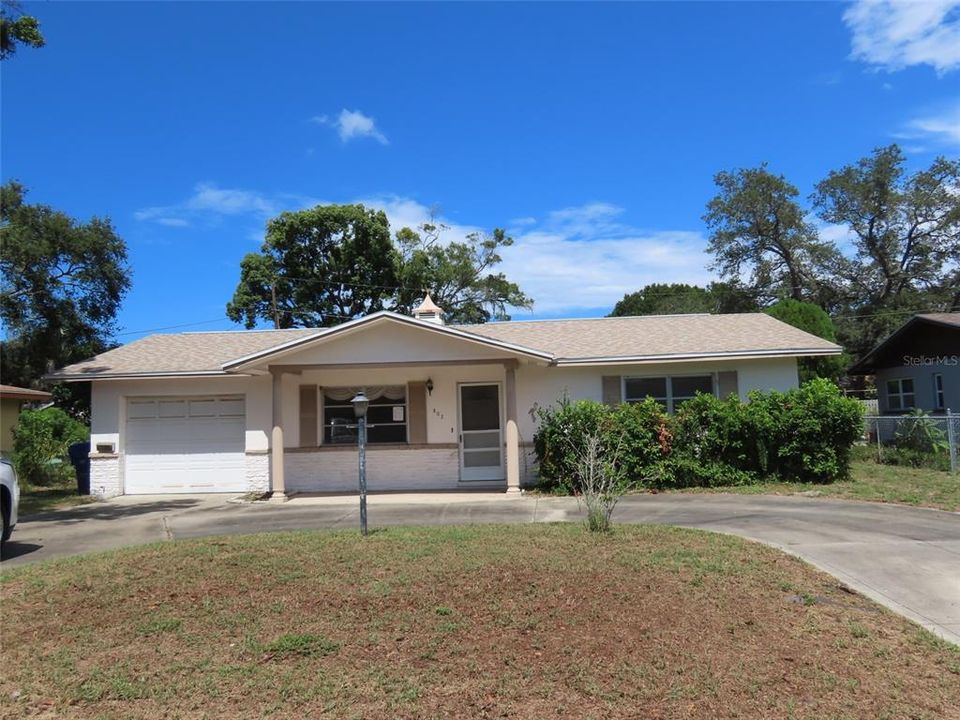 Active With Contract: $234,000 (2 beds, 2 baths, 936 Square Feet)