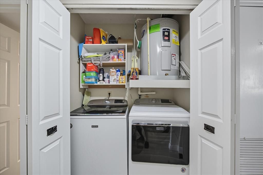 Active With Contract: $289,000 (2 beds, 2 baths, 1185 Square Feet)