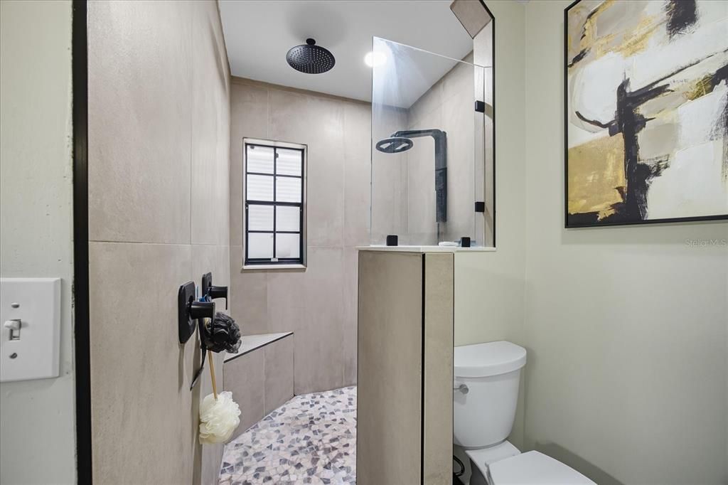 Active With Contract: $289,000 (2 beds, 2 baths, 1185 Square Feet)