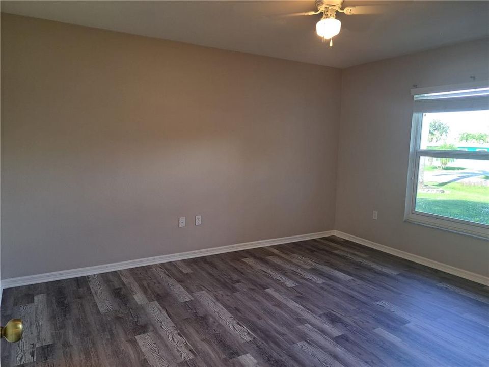 For Rent: $2,000 (3 beds, 2 baths, 1280 Square Feet)