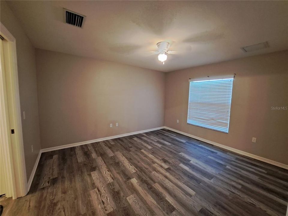 For Rent: $2,000 (3 beds, 2 baths, 1280 Square Feet)