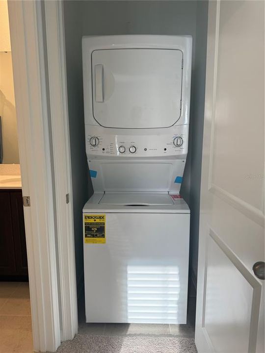 Под контрактом: $1,600 (1 спален, 1 ванн, 800 Квадратных фут)