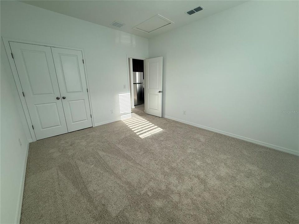 Под контрактом: $1,600 (1 спален, 1 ванн, 800 Квадратных фут)