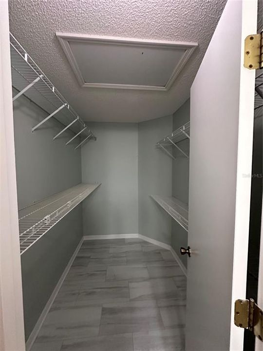 В аренду: $2,000 (2 спален, 2 ванн, 1570 Квадратных фут)