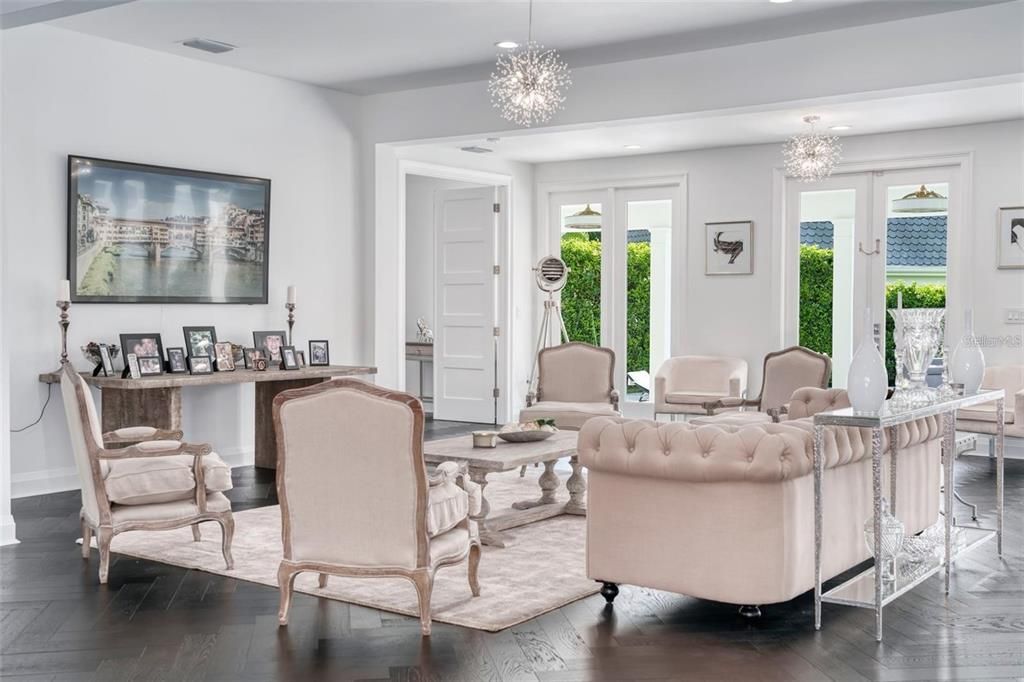 For Sale: $3,194,888 (5 beds, 6 baths, 5423 Square Feet)