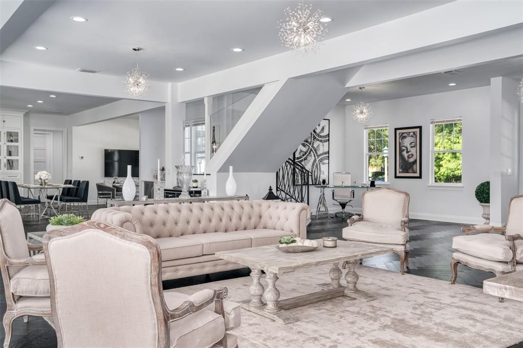 For Sale: $3,194,888 (5 beds, 6 baths, 5423 Square Feet)