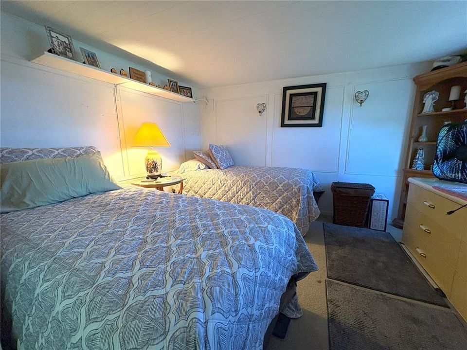 合同活跃: $125,000 (3 贝兹, 2 浴室, 1000 平方英尺)