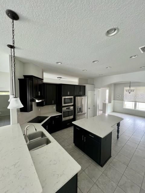 待售: $399,000 (3 贝兹, 2 浴室, 2008 平方英尺)