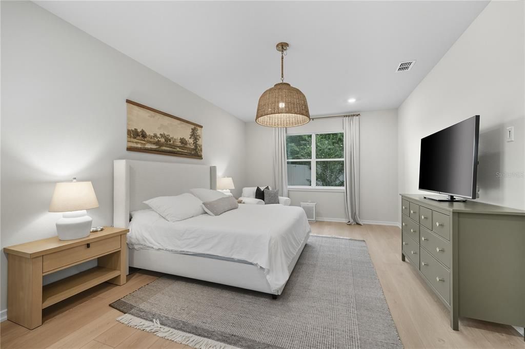 待售: $599,000 (4 贝兹, 2 浴室, 2709 平方英尺)