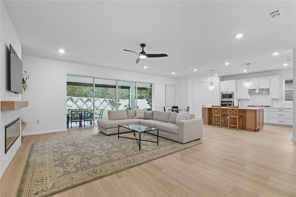 待售: $599,000 (4 贝兹, 2 浴室, 2709 平方英尺)