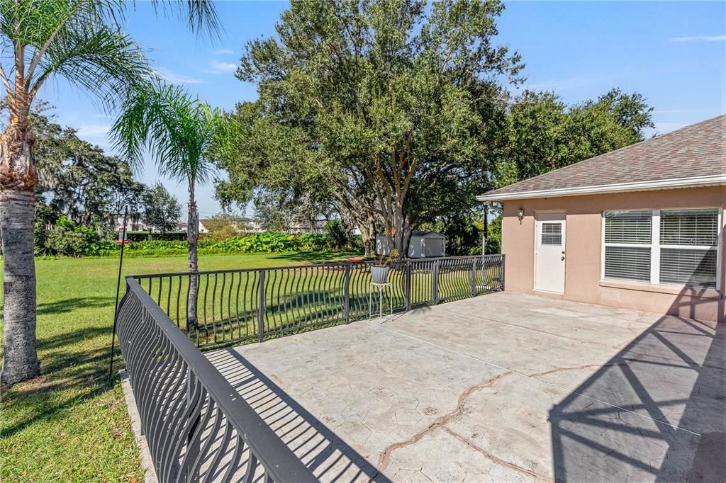 合同活跃: $690,000 (5 贝兹, 4 浴室, 3187 平方英尺)