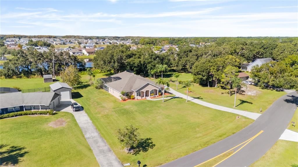 合同活跃: $690,000 (5 贝兹, 4 浴室, 3187 平方英尺)