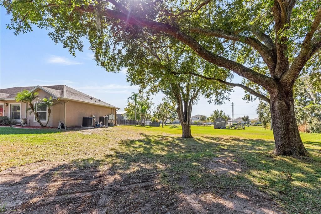 合同活跃: $690,000 (5 贝兹, 4 浴室, 3187 平方英尺)