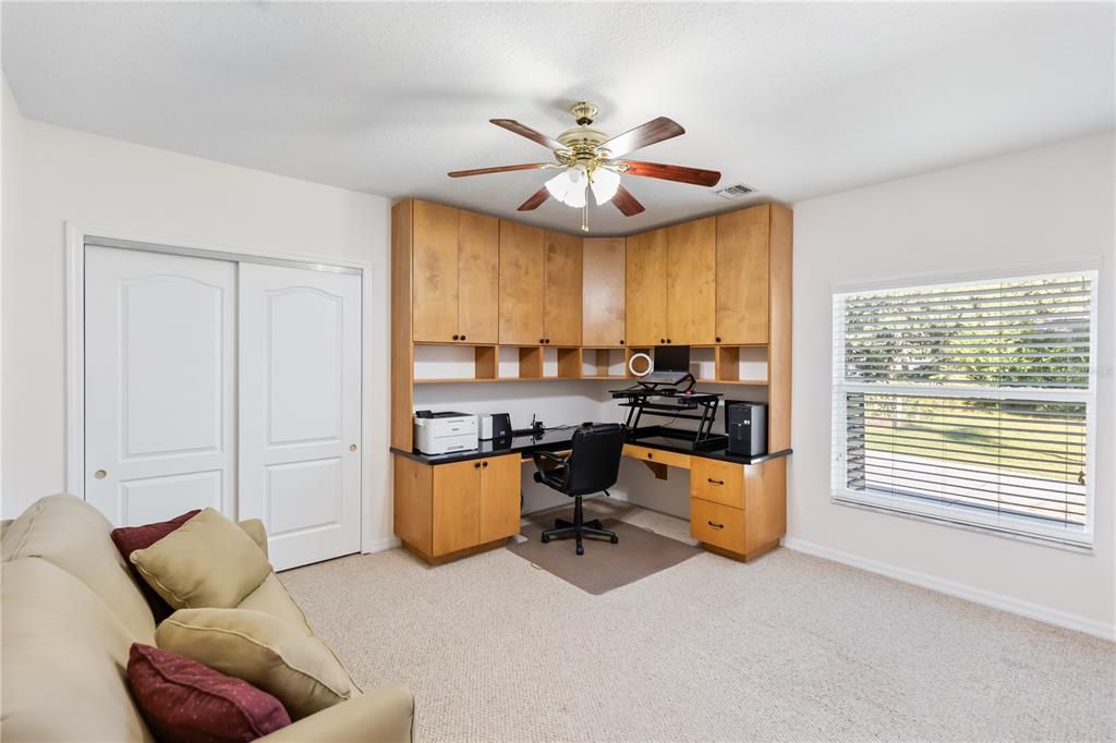 合同活跃: $690,000 (5 贝兹, 4 浴室, 3187 平方英尺)