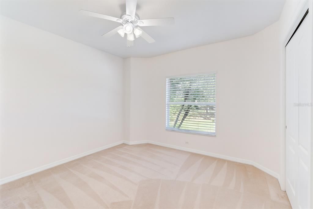 合同活跃: $690,000 (5 贝兹, 4 浴室, 3187 平方英尺)