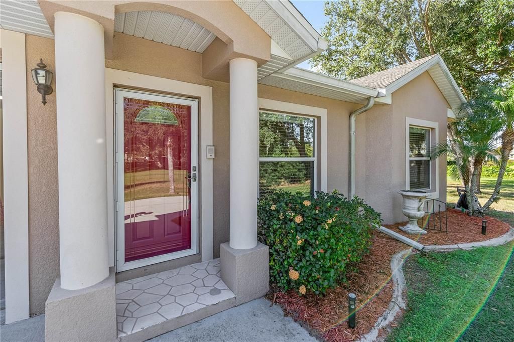 合同活跃: $690,000 (5 贝兹, 4 浴室, 3187 平方英尺)