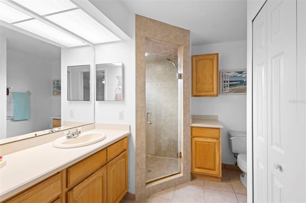 На продажу: $313,000 (3 спален, 2 ванн, 1411 Квадратных фут)