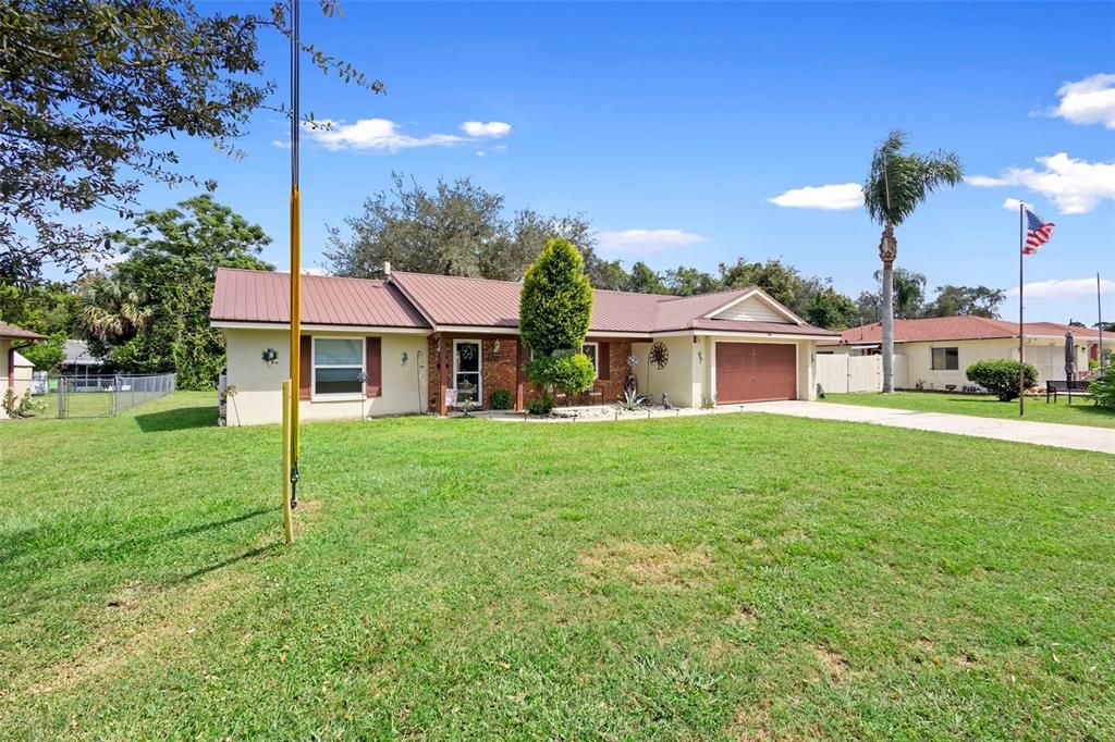 На продажу: $313,000 (3 спален, 2 ванн, 1411 Квадратных фут)