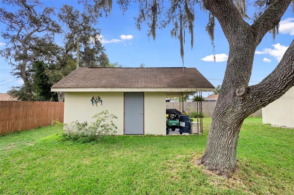 На продажу: $313,000 (3 спален, 2 ванн, 1411 Квадратных фут)