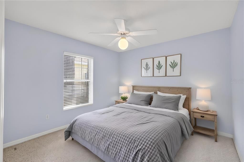 Под контрактом: $375,000 (3 спален, 2 ванн, 1858 Квадратных фут)